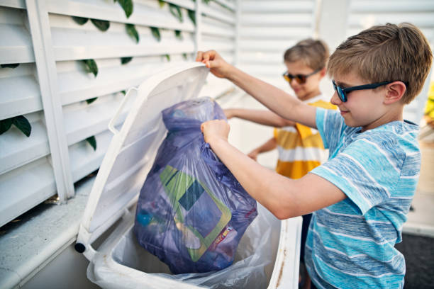 Best Basement Cleanout Services  in Vandalia, IL